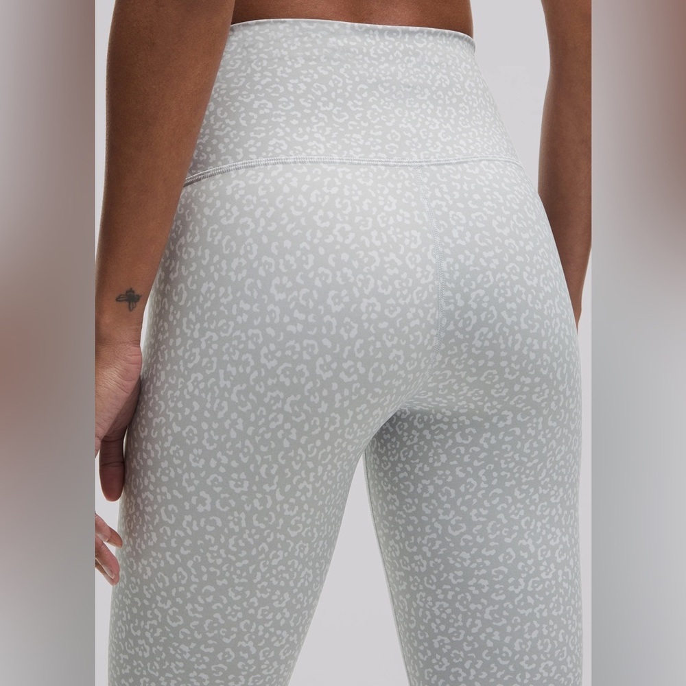 Allfenix Gray Leopard Legging